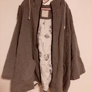 59 seconds - Hooded lace-trim zip caplet